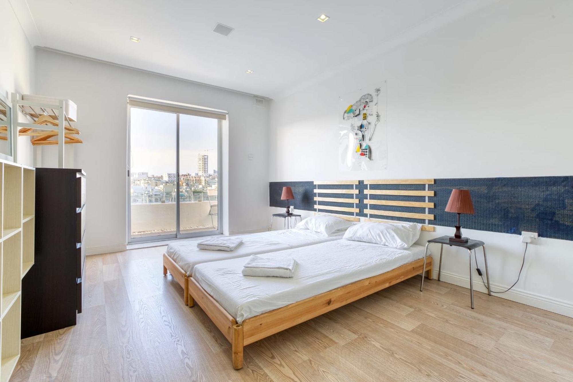 Seafront Apartment-Hosted By Sweetstay Pieta ภายนอก รูปภาพ